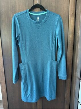 Title Nine NBD long sleeve pocket dress sz S